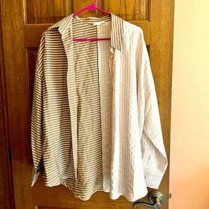 NWOT miss love Button Down